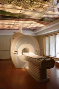 MRI and X-Ray Often Worse than Useless for Back Pain
